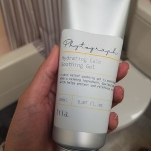 Tria Hydrating Calming Soothing Gel